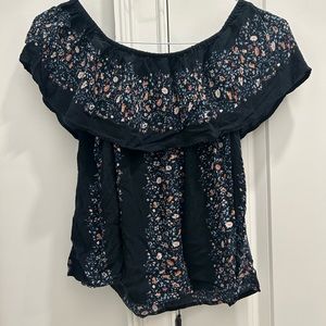 OFF the shoulder American Eagle top for women.